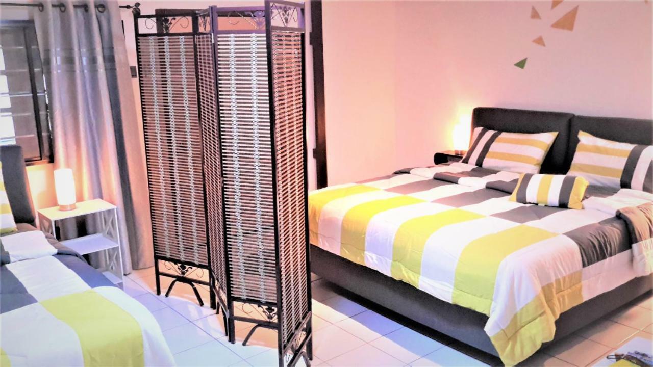 Sabandy House B&B Padang Mat Sirat Ngoại thất bức ảnh