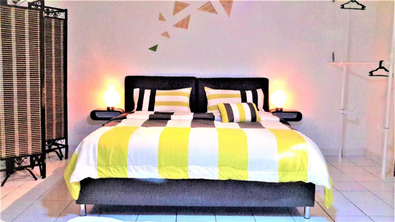 Sabandy House B&B Padang Mat Sirat Ngoại thất bức ảnh