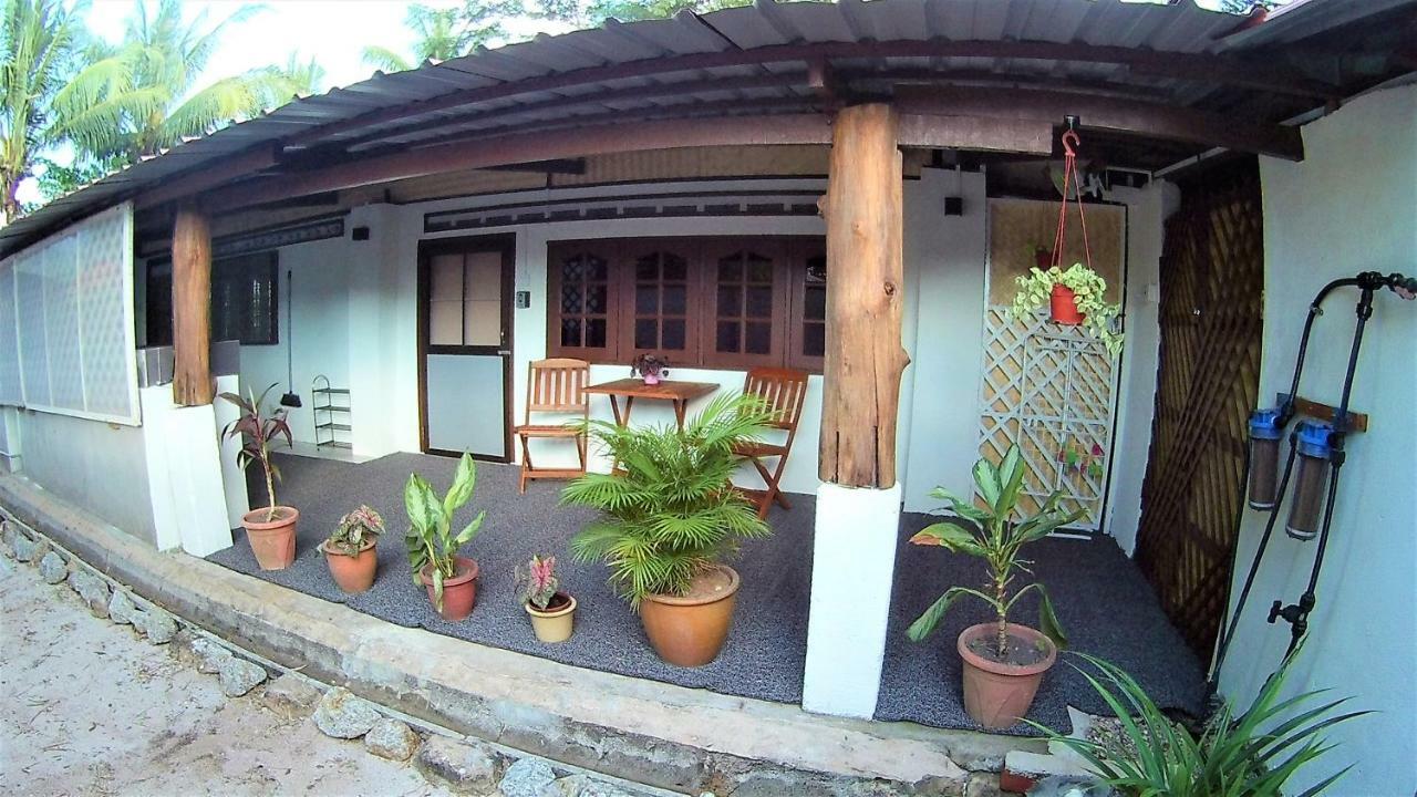 Sabandy House B&B Padang Mat Sirat Ngoại thất bức ảnh