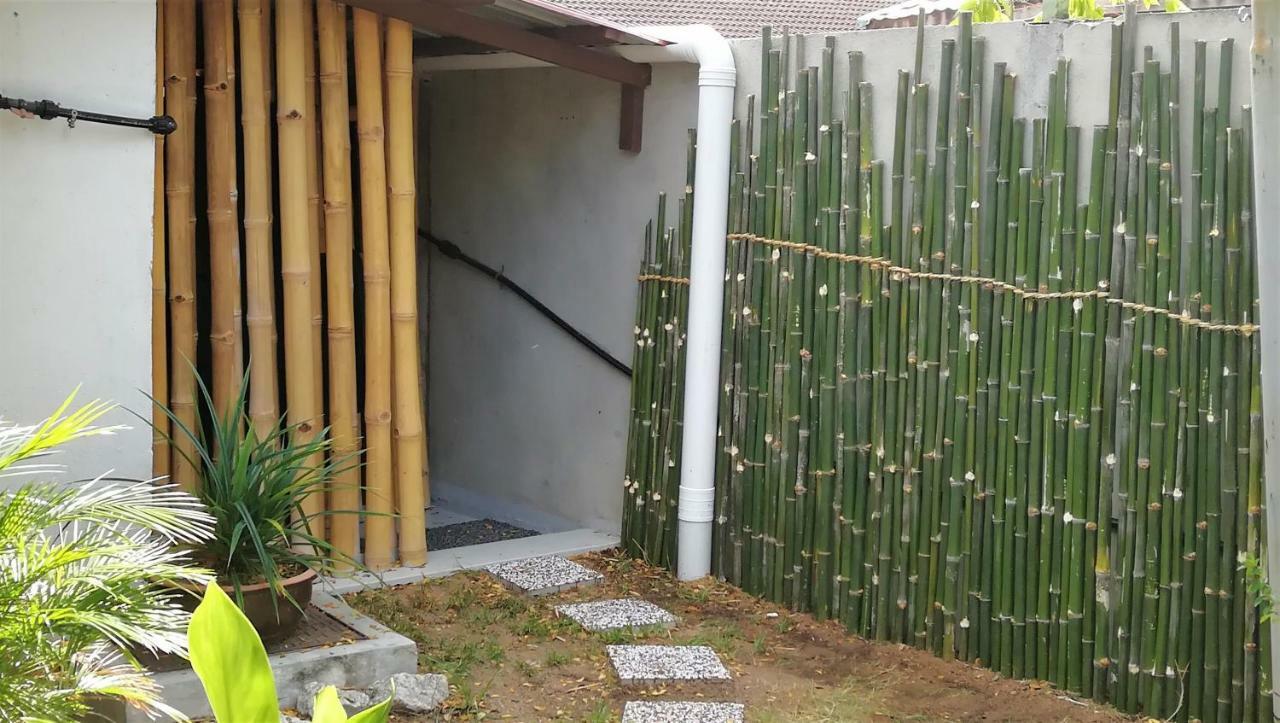 Sabandy House B&B Padang Mat Sirat Ngoại thất bức ảnh