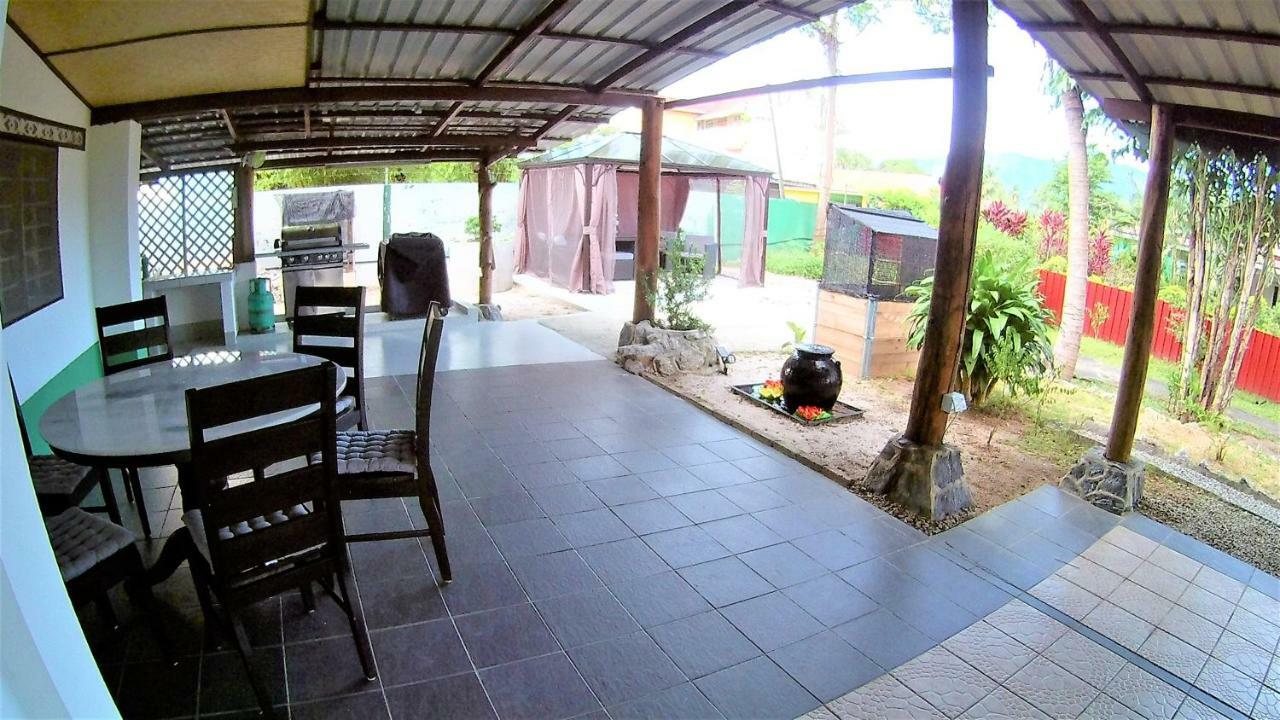 Sabandy House B&B Padang Mat Sirat Ngoại thất bức ảnh